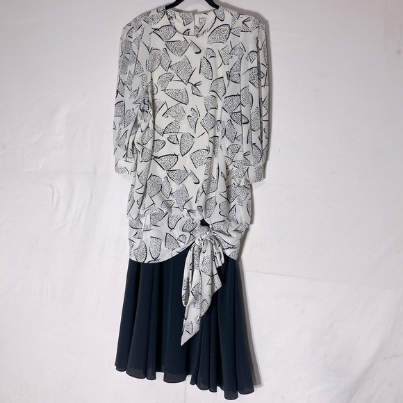 Vintage 90s Cream Black Print Modest Midi Dress M - Picture 1 of 13